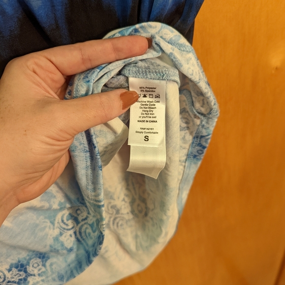 NWT LuLaRoe Small Christy Tee - Picture 3 of 5